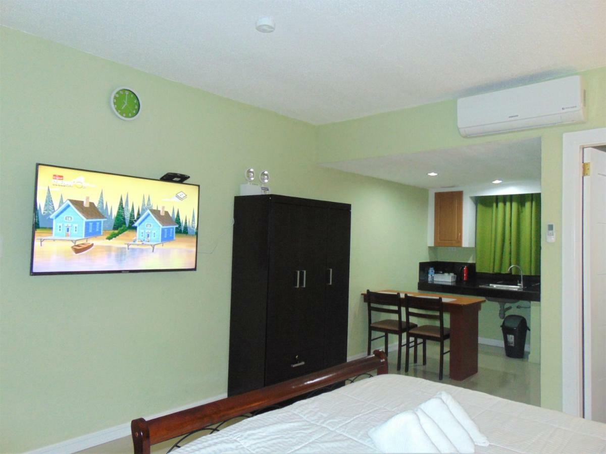 Coco Cabana Apartelle Aparthotel Panglao Esterno foto